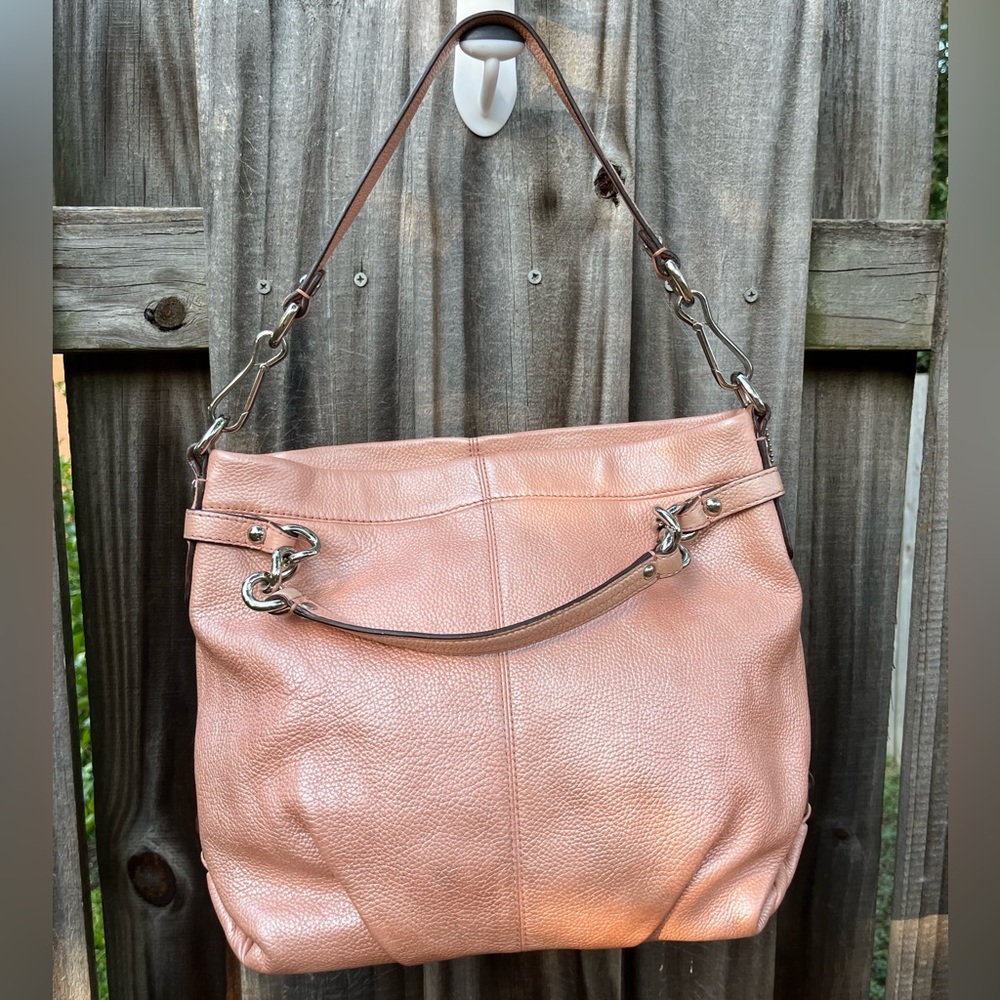 Coach Brooke Hobo Coral Pink Pebbled Leather - Picture 4 of 16